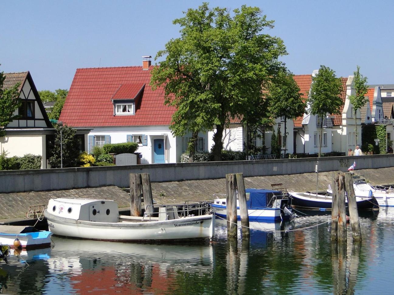 Muschel Rostock Exterior foto